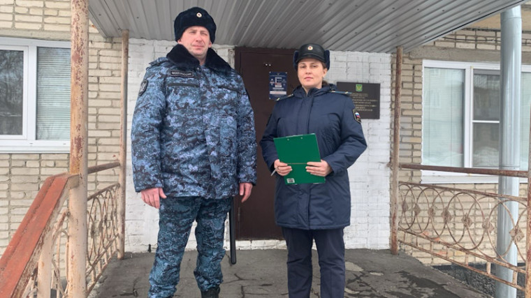 Должник отплатил уголовный штраф, чтобы не оказаться за решёткой. Должник отплатил уголовный штраф, чтобы не оказаться за решёткой.